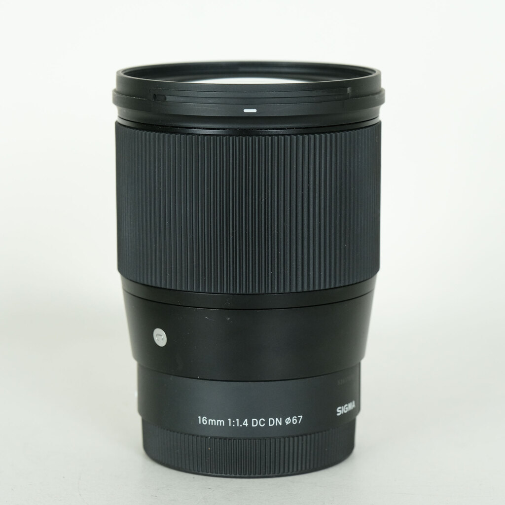 16mm F1.4 DC DN [ソニー用] 中古価格比較 - 価格.com