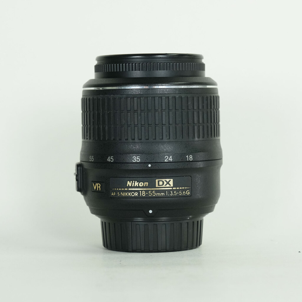 AF-S DX NIKKOR 18-55mm f/3.5-5.6G VR 中古価格比較 - 価格.com