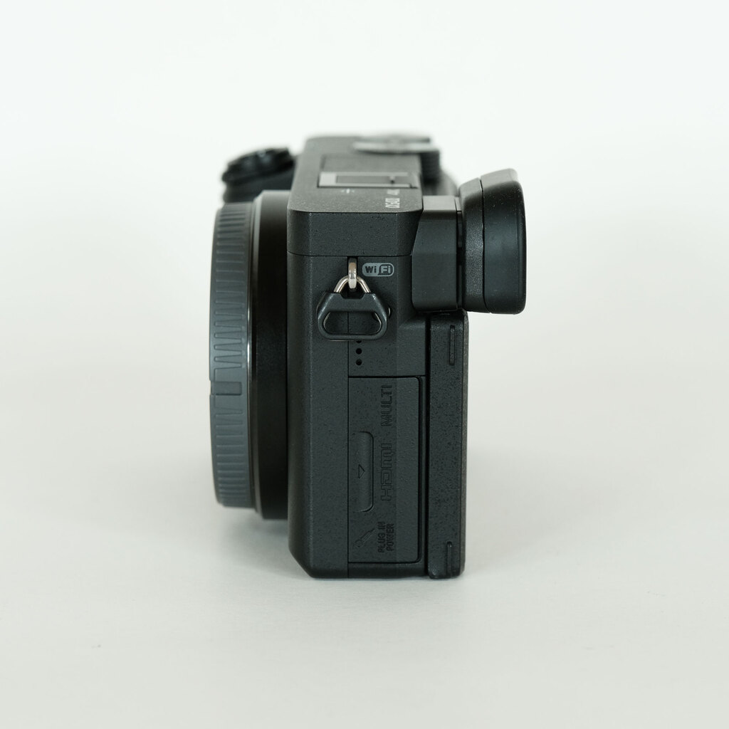 SONY α6400（ILCE-6400）の出品 | ONE SCENE（ワンシーン）