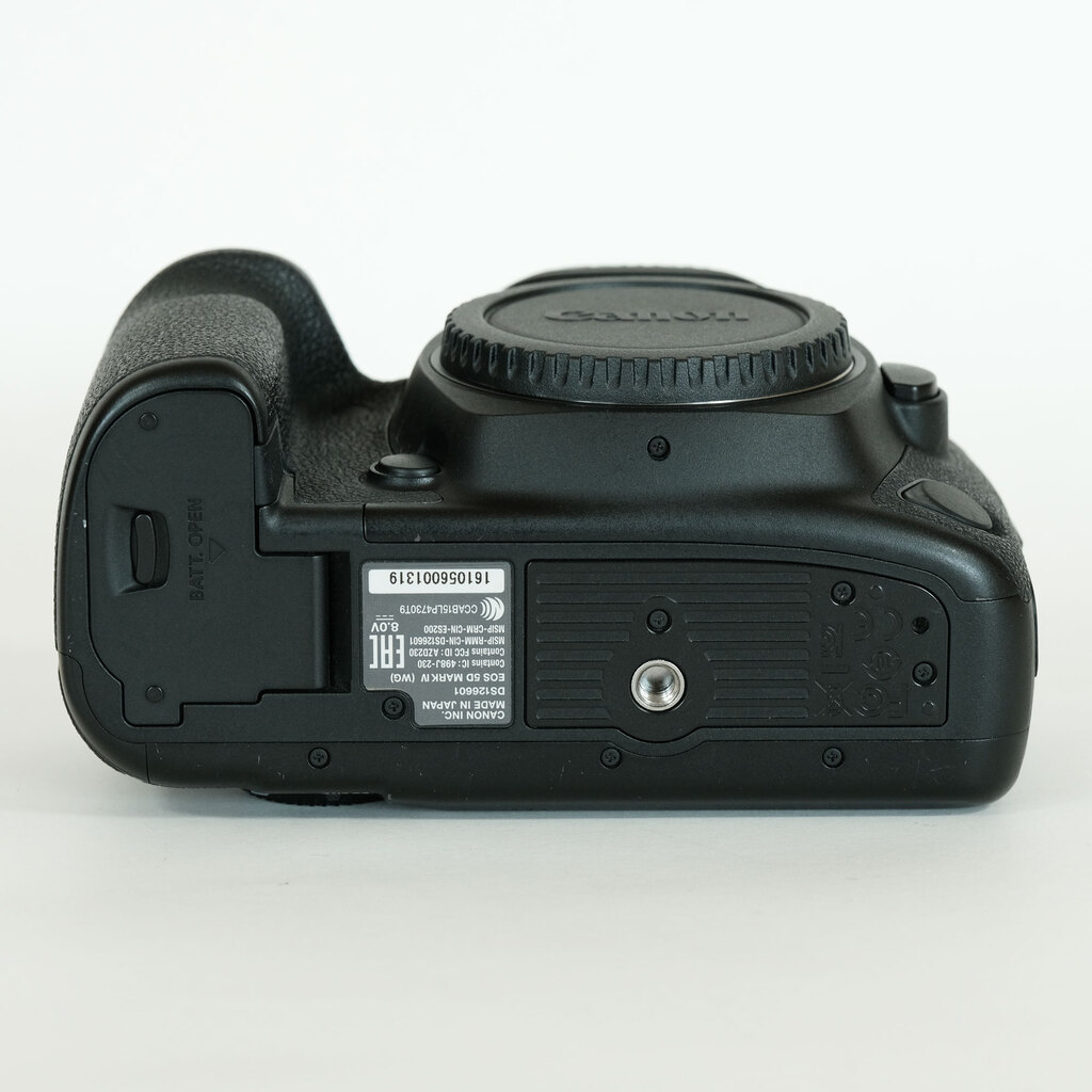 Canon EOS 5D Mark IVの出品 | ONE SCENE（ワンシーン）