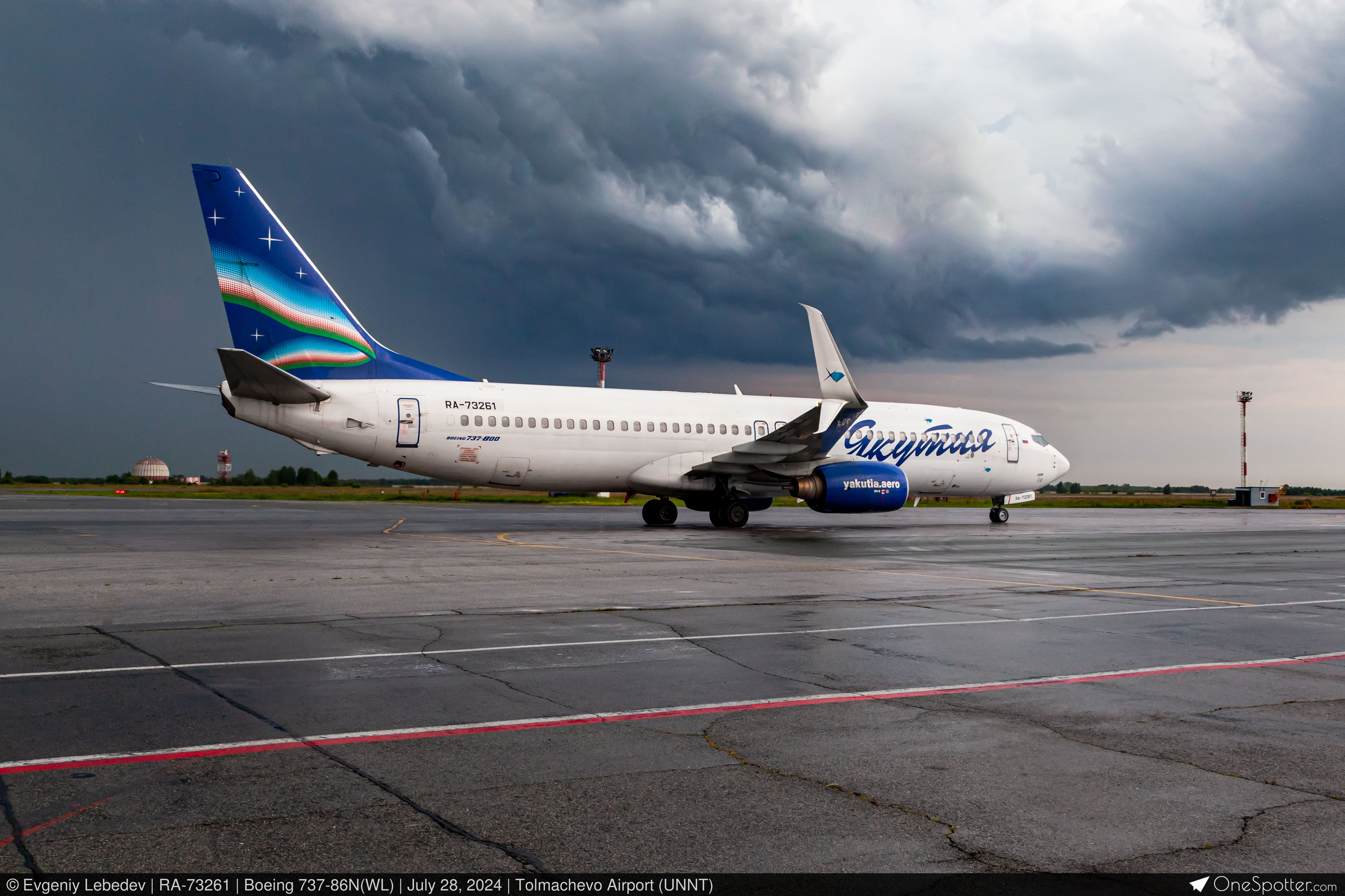 RA-73261 - Yakutia Airlines Boeing 737-86N(WL), MSN 29889