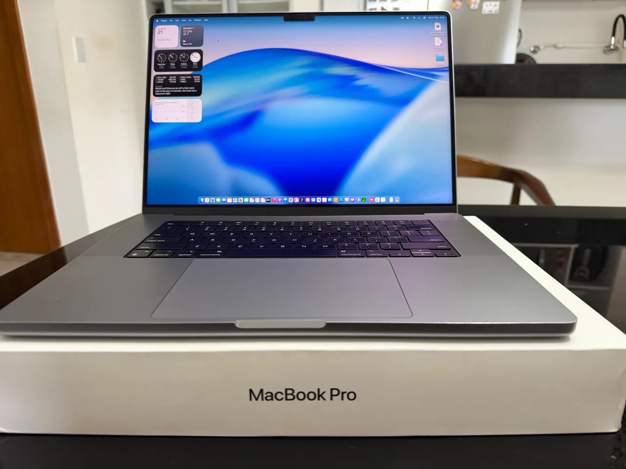 MacBook Pro 16,2 M2 Max 32GB (2023) - Excelente estado, com caixa