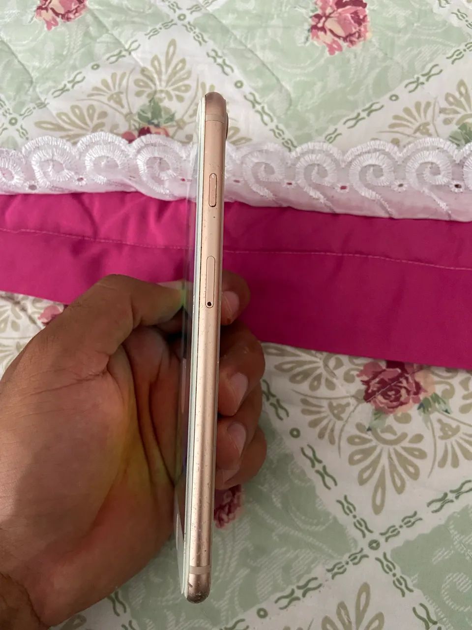 iPhone 8 Plus 256gb 700$ - Celulares e Smartphones - Tabuleiro do