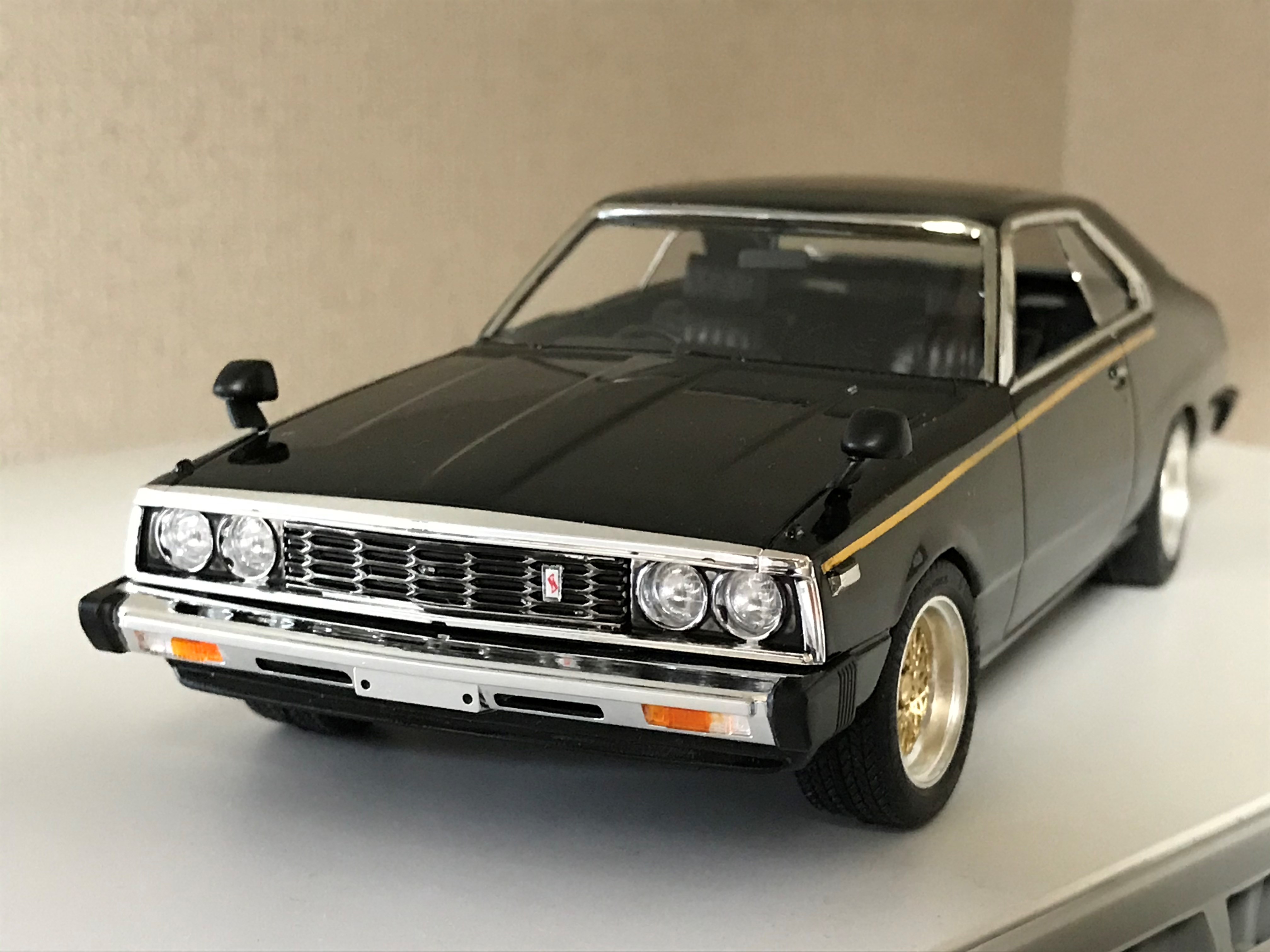 アオシマ スカイラインジャパン 前期 丸目4灯｜車・AUTO｜プラモデル