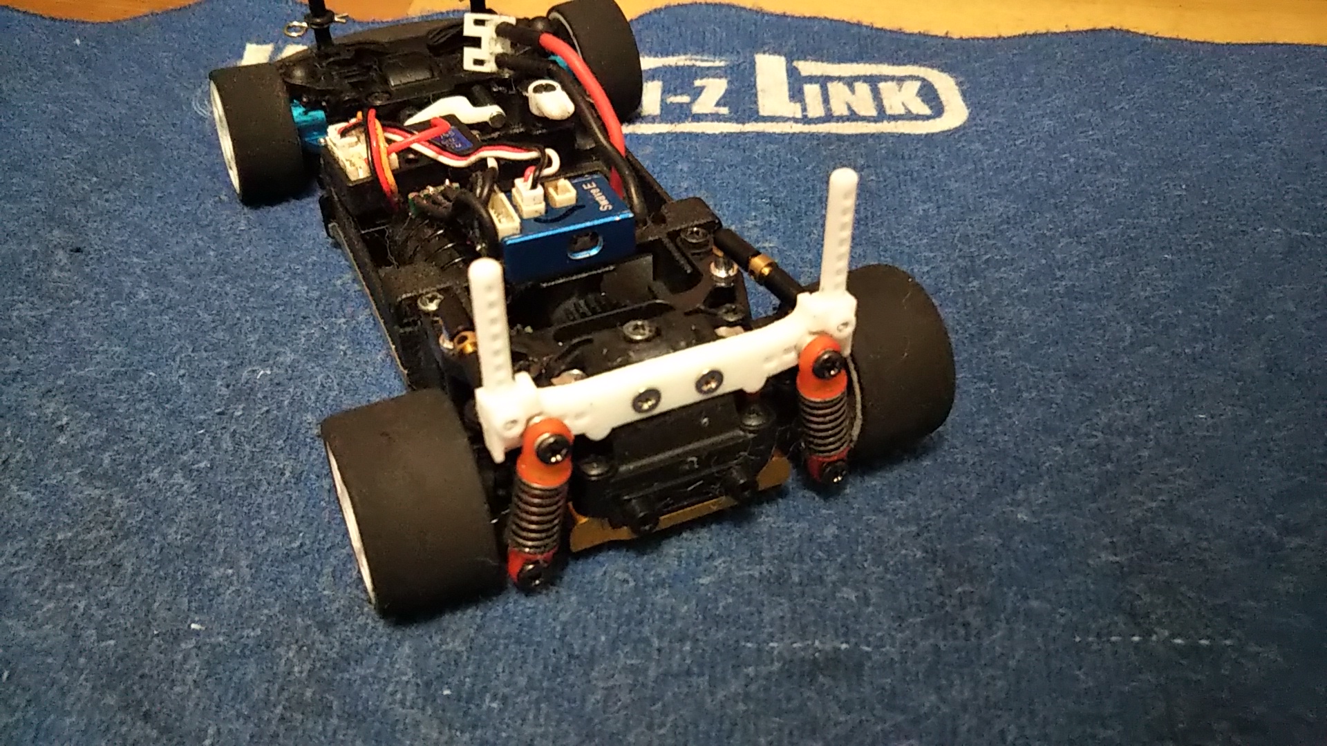 ミニッツAWD DWS ポリカボディ用 ダンパーステー - DMM.make