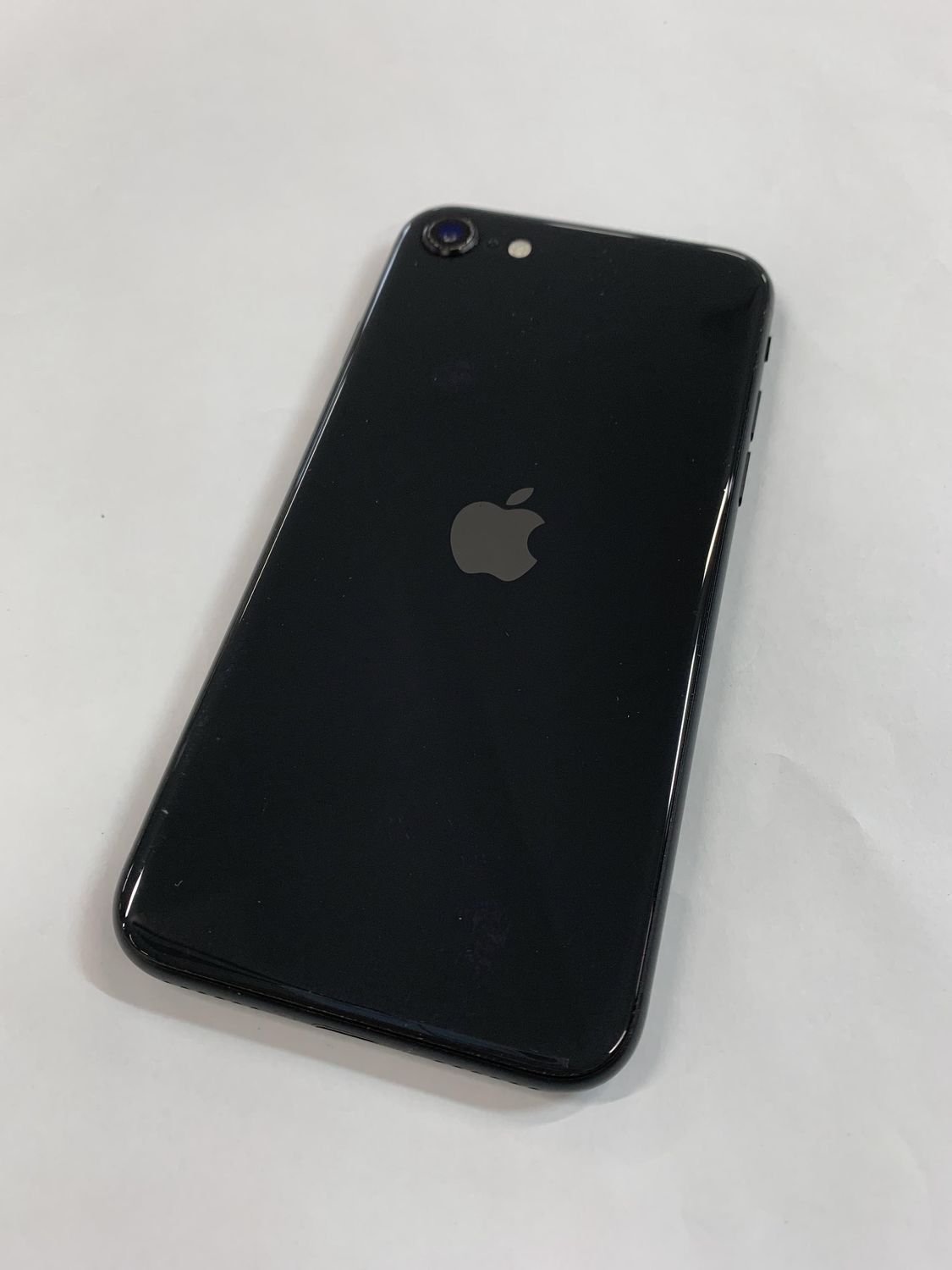 ムスビー｜Apple iPhone SE（第2世代） 64GB ブラック SIMフリー