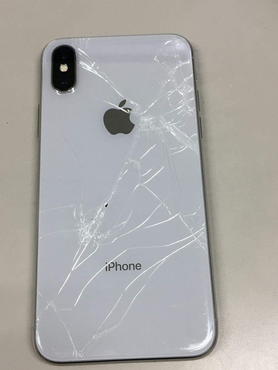 ムスビー｜【モバイルBOX】電池78％ SIMフリー iPhoneX 64GB シルバー