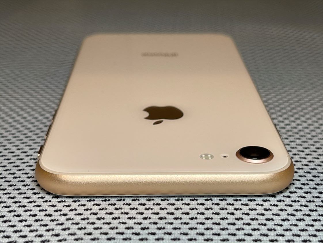 ムスビー｜（KIKIFIVE)新緑ハッピーセールiPhon8 64GB電池100% SIM