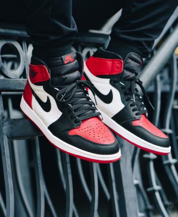 国内3月27日再販予定】 ナイキ エアジョーダン1 レトロ ハイ OG ジム