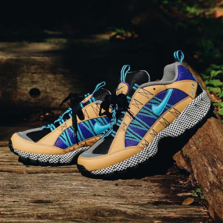 国内9月8日発売予定】 ナイキ エア フマラ '17 エレメンタル ゴールド