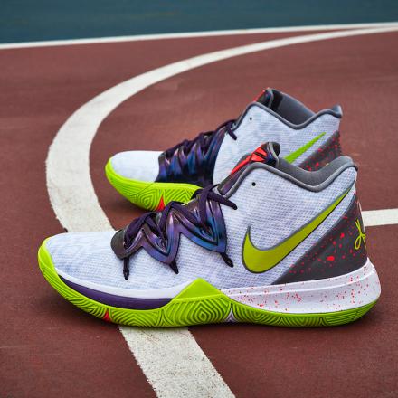 国内5月4日発売予定】ナイキ カイリー 5 EP 