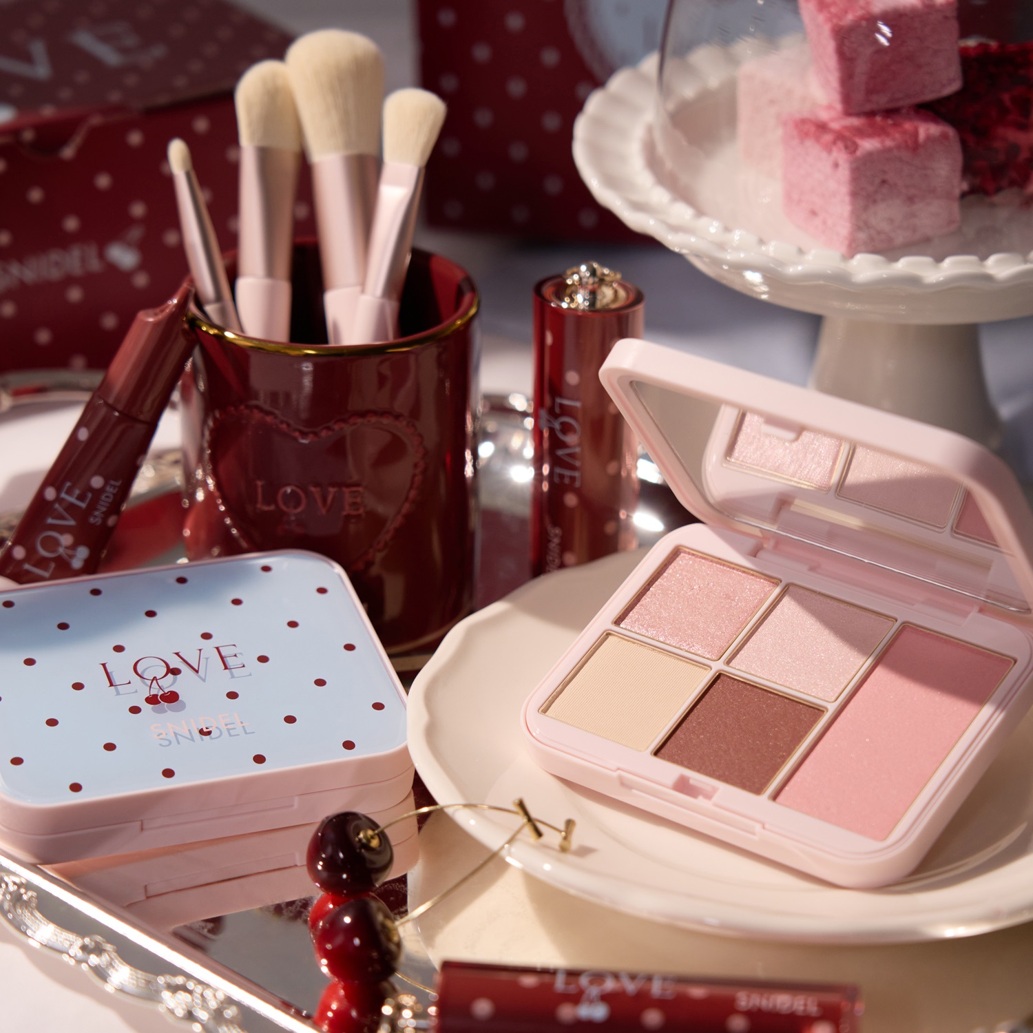 SNIDEL BEAUTY】ブラシ セット＜2026 Valentine Collection