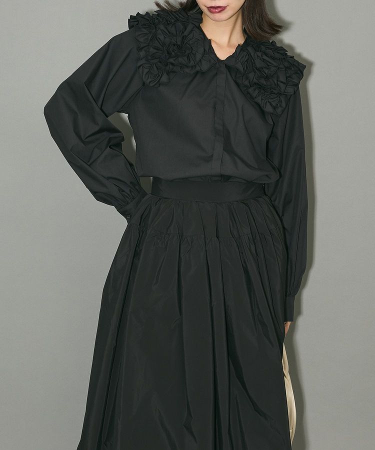 フリルビッグカラーブラウス/AnriettMusée（アンリエットミュゼ）の