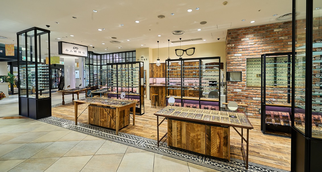 白山眼鏡店 大阪茶屋町店 - 大阪梅田/メガネ | Pathee(パシー)