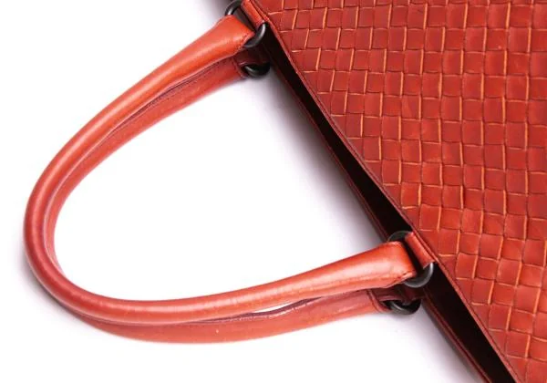 ボッテガヴェネタBOTTEGA VENETA 223377 V0016 6580 イントレチャート