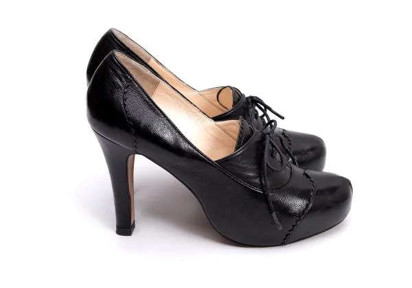 ヴィヴィアンウエストウッドVivienne Westwood レースアップレザー