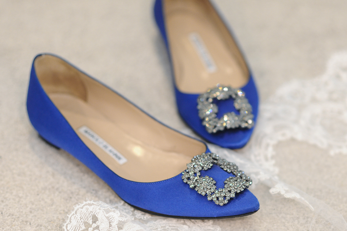 ビジューの輝きにうっとり、マノロブラニクの「ハンギシ」 | PrettyOnline