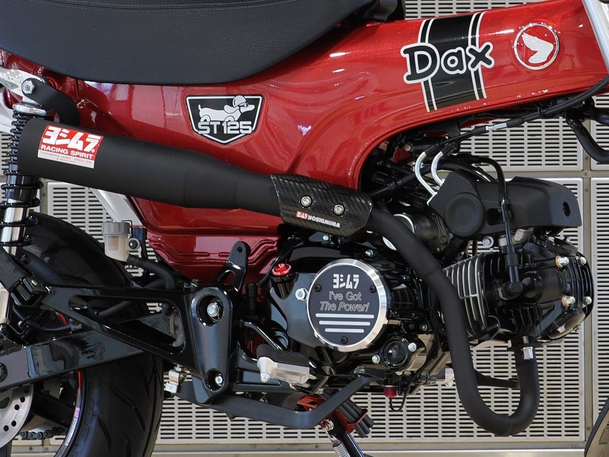 ヨシムラのDAX125デモ車は近日発売予定のパーツが山盛り！マフラーは