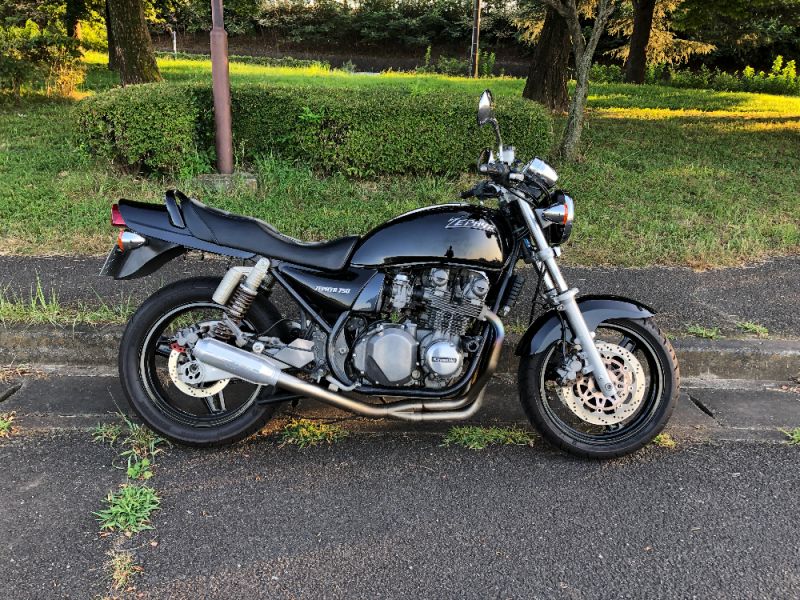 カワサキ ゼファー750 MORIWAKI ENGINEERING:モリワキエンジニアリング