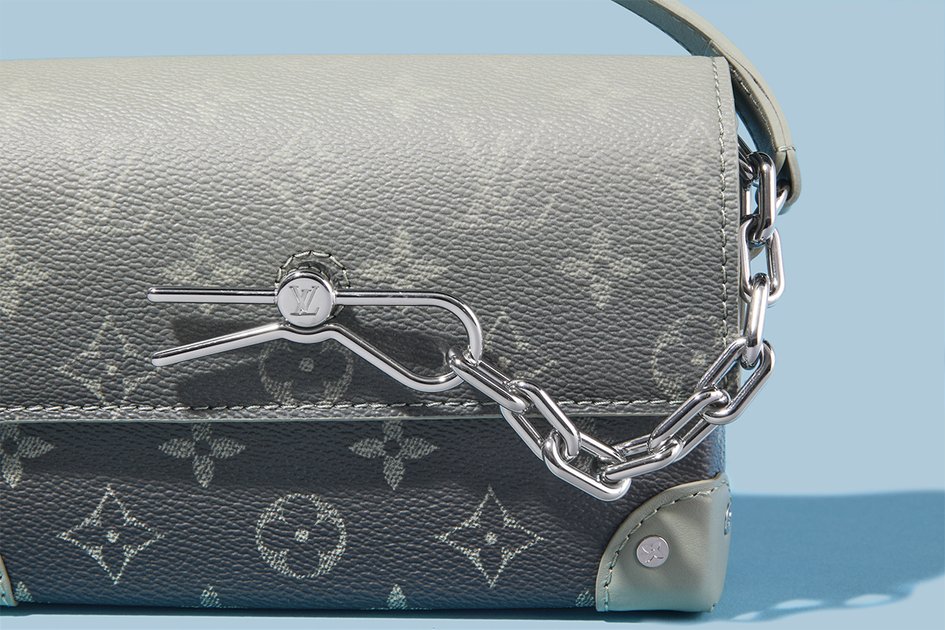 79762216-11d5-4d8b-8221-