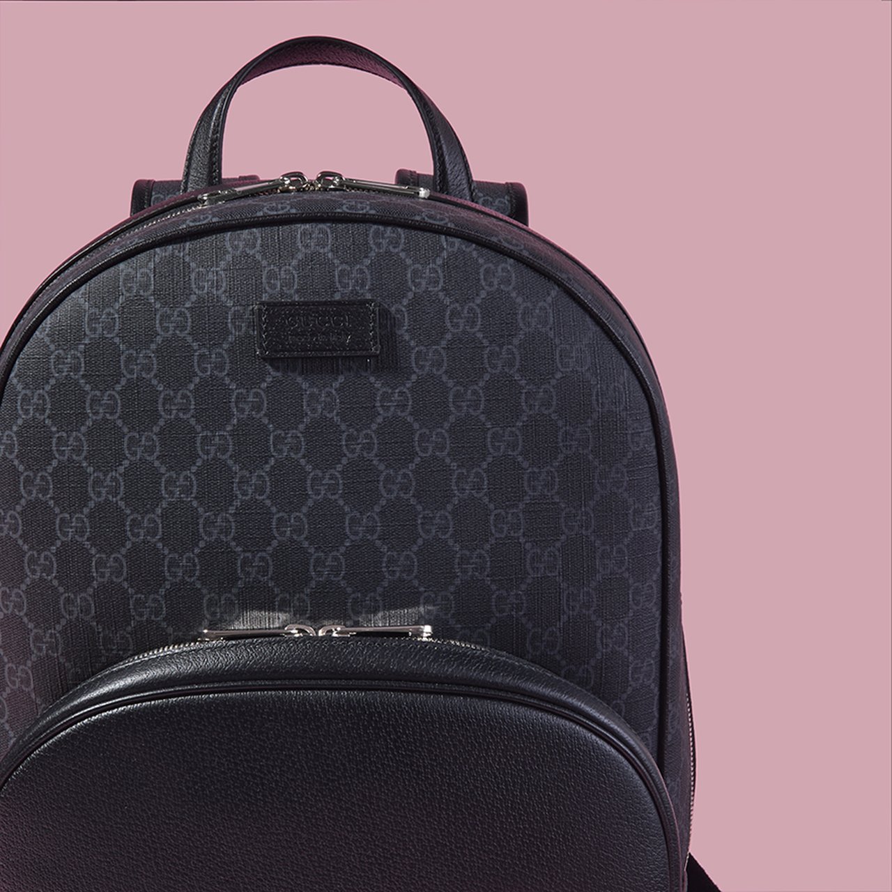 グッチ】GGパターンのバックパック、スニーカーに、シックな長財布の新