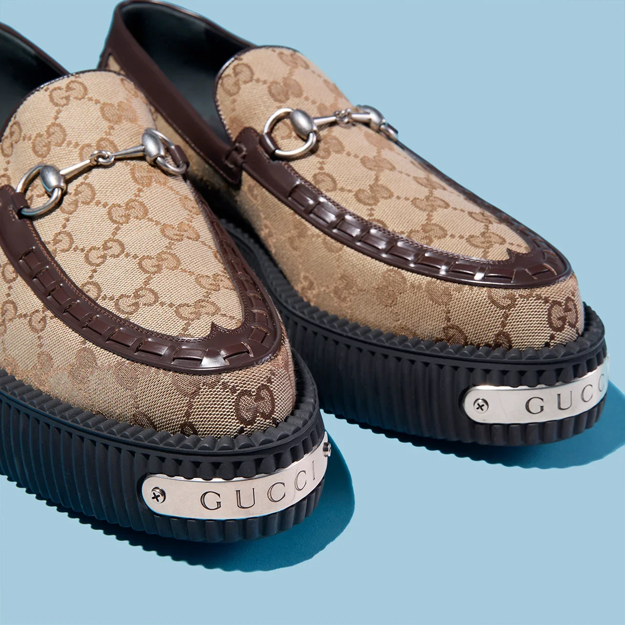 GUCCI】今買って夏も秋も活躍。大人が買うべき「グッチ」のローファー