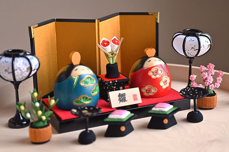 新入荷＞こけしのおひな様がパワーアップ！ 豪華絢爛な4つの新セット