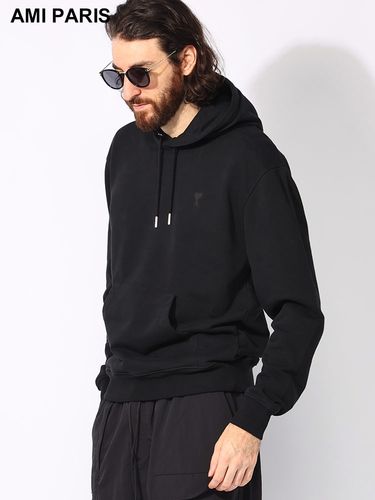 AMI PARIS (アミパリス) ロゴパッチ クルーネック トレーナー Ami de