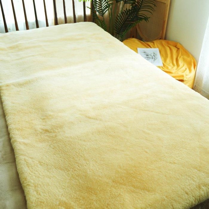Premium級ムートンシーツ 約100x200cm | 優れた吸湿性と保温性 | 一年