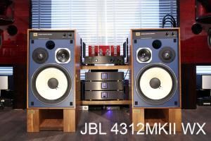 37067830.jpg?20111122182440