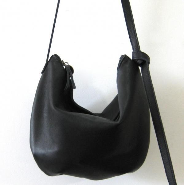 ハーフムーン ブラック - yucchino｜ユッキーノ 大人のための革のエコ