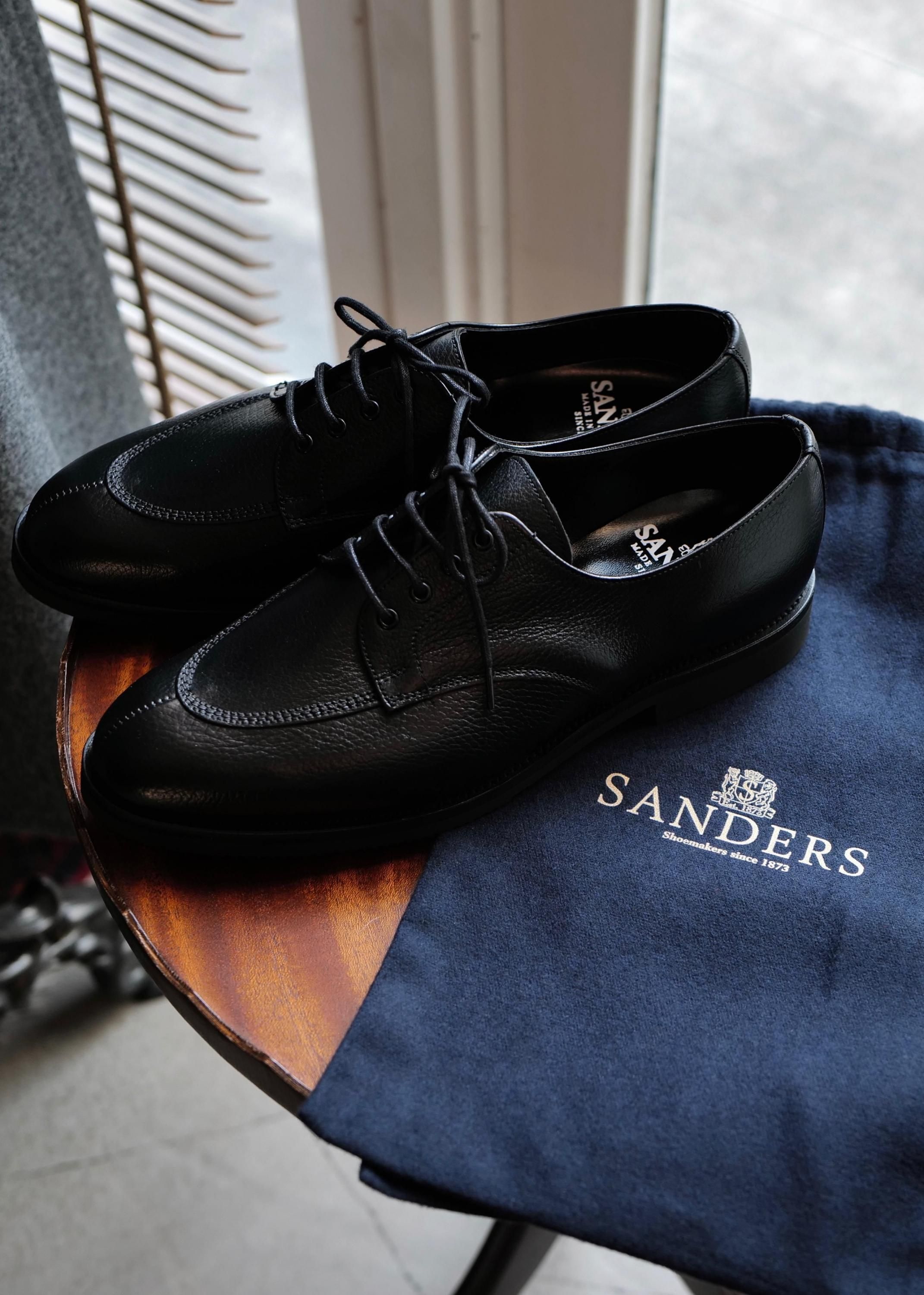 SANDERS】「Venice」Black Grain Split Toe Uチップグレインレザー
