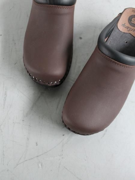TROENTORP サボ (Plain Toe / Nubuck Brown)