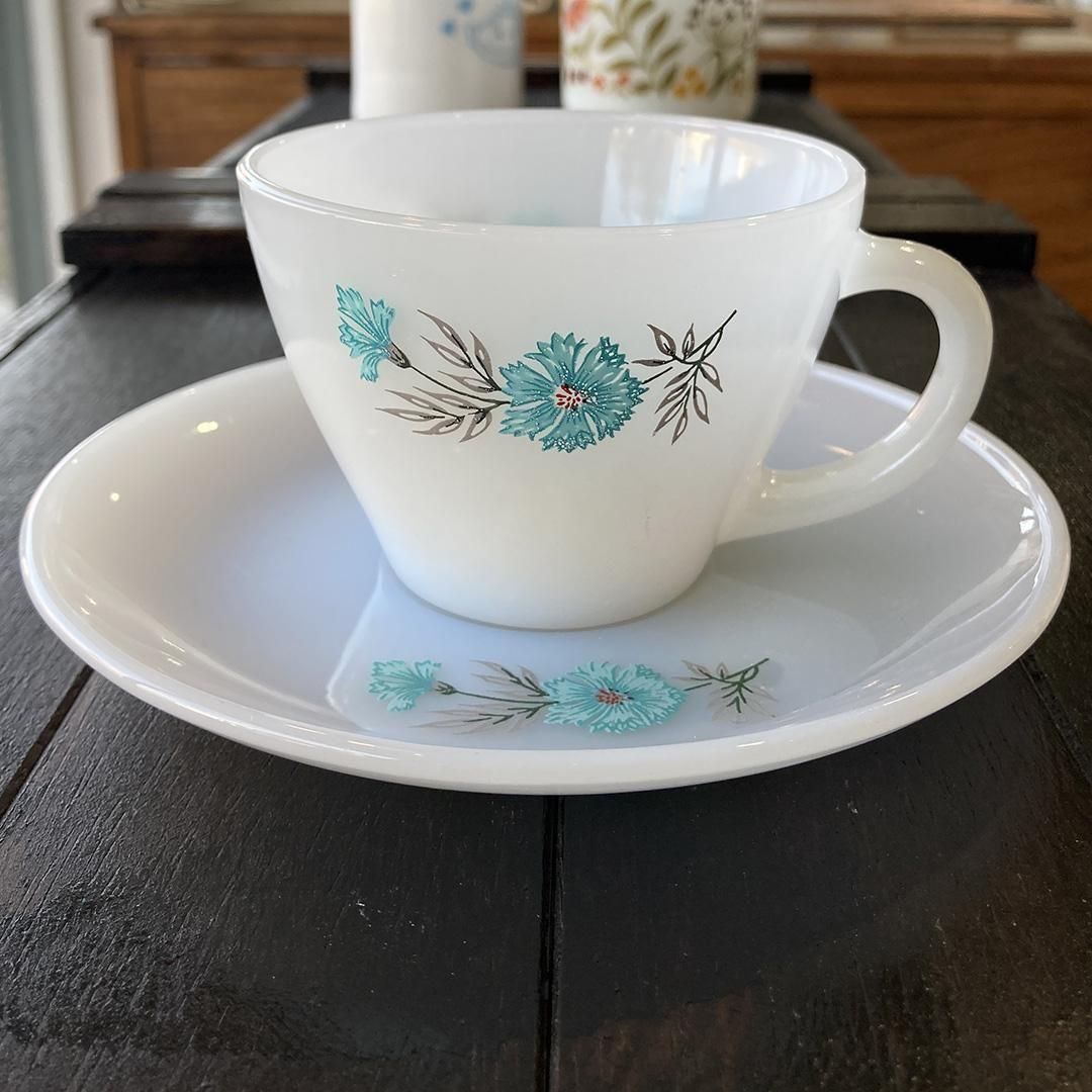 ボニーブルーカップ＆ソーサー 1960年代製造 Fire-king