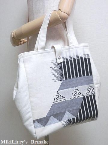 378 帯リメイク 白孔雀の縦型リュック 3wayバッグ 匿名配送 良い 378