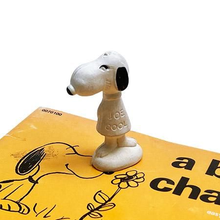 ヴィンテージ スヌーピー PVC ホワイトフィギュア（JOE COOL）です。