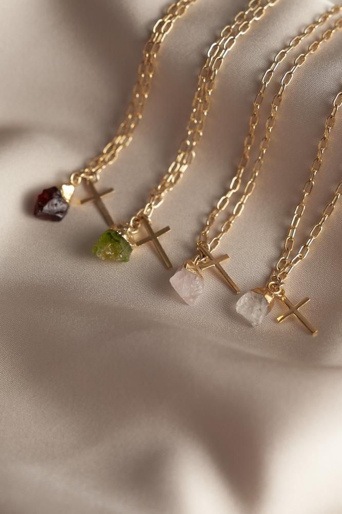 FORTUNA[NF][Silver925]天然石クロスチャームネックレス[ペリドット