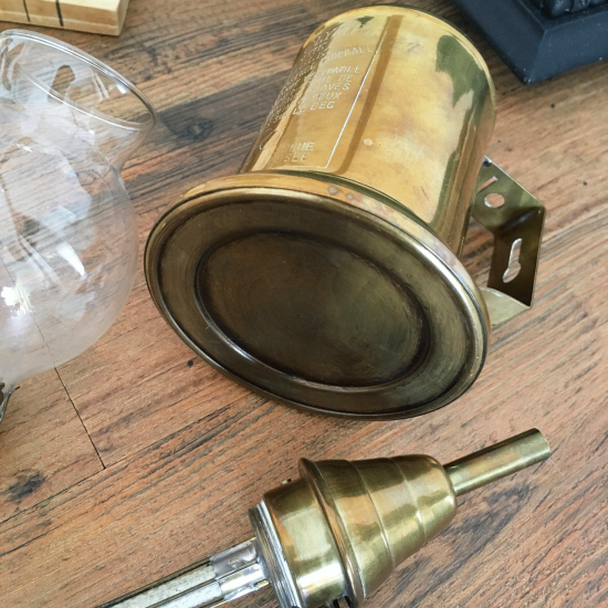 アンティークオイルランプ | ピジョンランプ LAMPE-OLYMPE