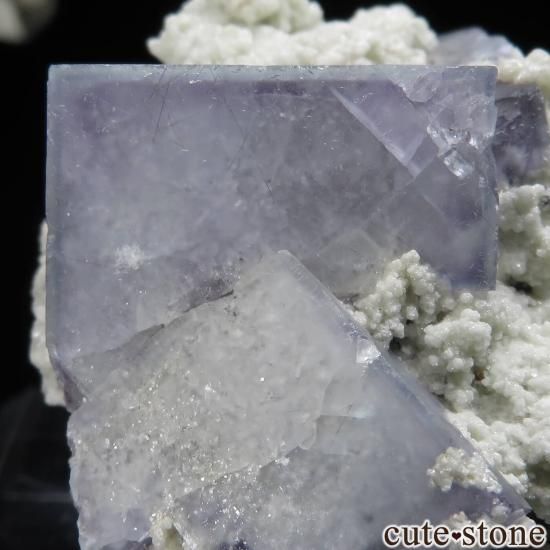 ヤオガンシャン産 フローライト（ポーセリン）＆モスコバイトの原石 No