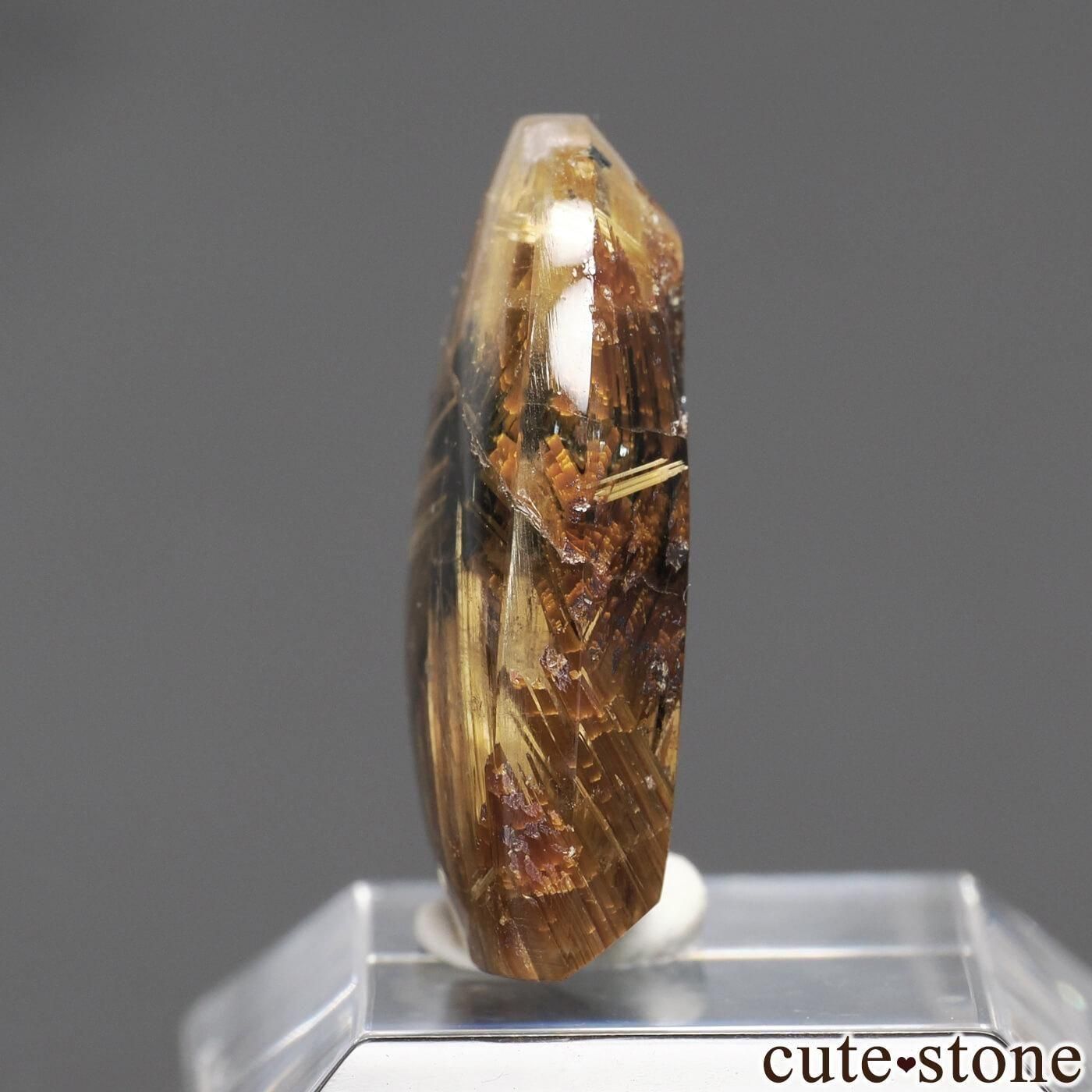 ブラジル バイーア州産 ルチルインクォーツ（太陽ルチル）のルース No