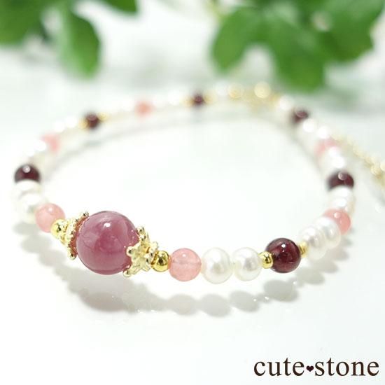 ルビー インカローズ 淡水真珠 ガーネットのブレスレット【冬の花