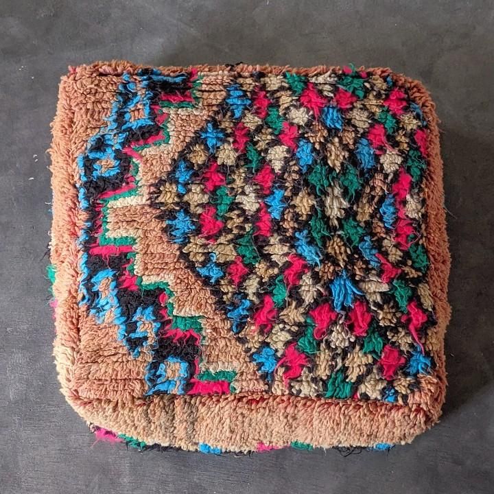 モロッコ ヴィンテージラグのプフ60㎝×20㎝「モロッコインテリアの