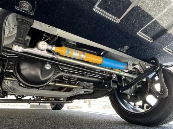 ビルシュタイン | JB64Wジムニー・JB74Wシエラ用ステアリングダンパー