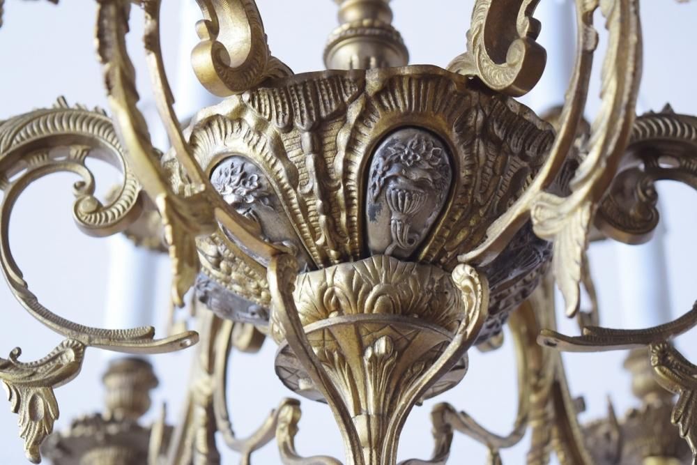 フランス製シャンデリア｜1920年代真鍮製 天使と花の彫刻