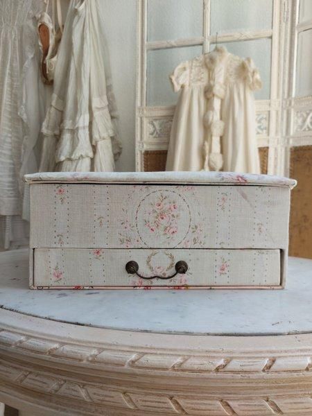 フランス アンティークカルトナージュドロワー