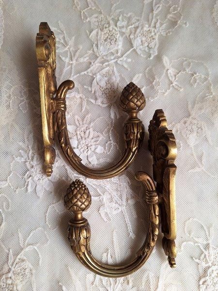 アンティークペア真鍮カーテンフック - アンティークモール＆蚤の市