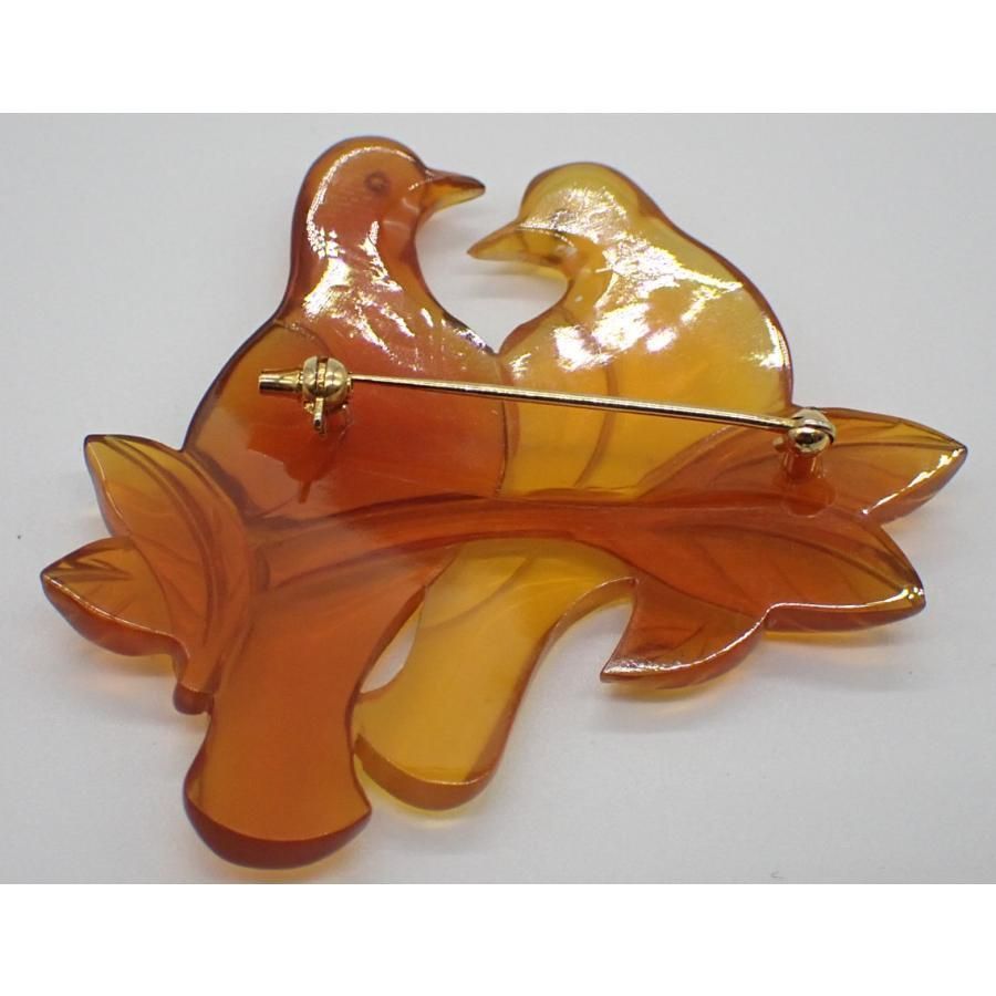 希少白甲双鳩ブローチ（べっ甲・京都老舗）