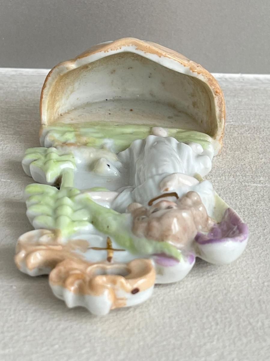 フランス製ベニチエ｜女性天使の聖水盤 陶磁器製