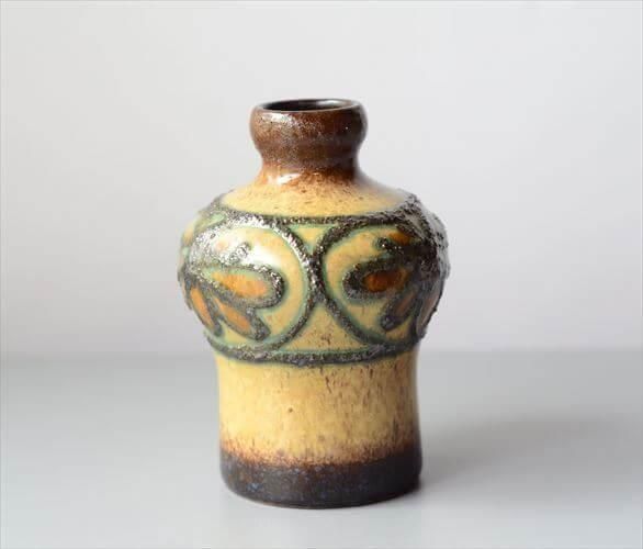 ドイツ製ヴィンテージ花瓶 芸術性高い一輪挿し