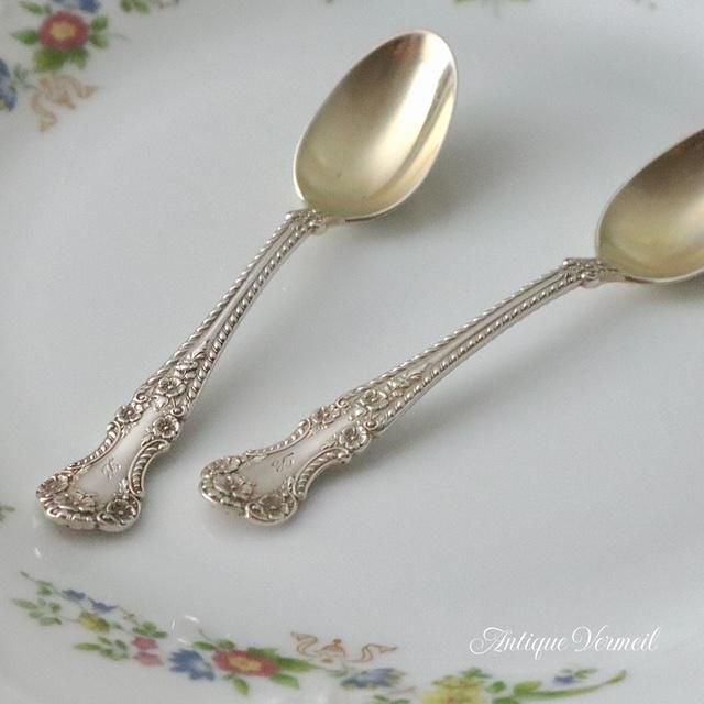 愛らしい金鳳花のコーヒー・スプーン2本セット